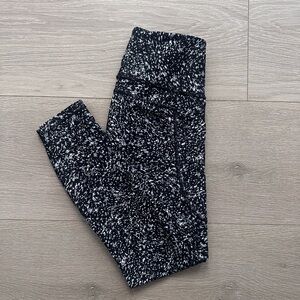 Athleta Ultimate Stash B/W Speckled